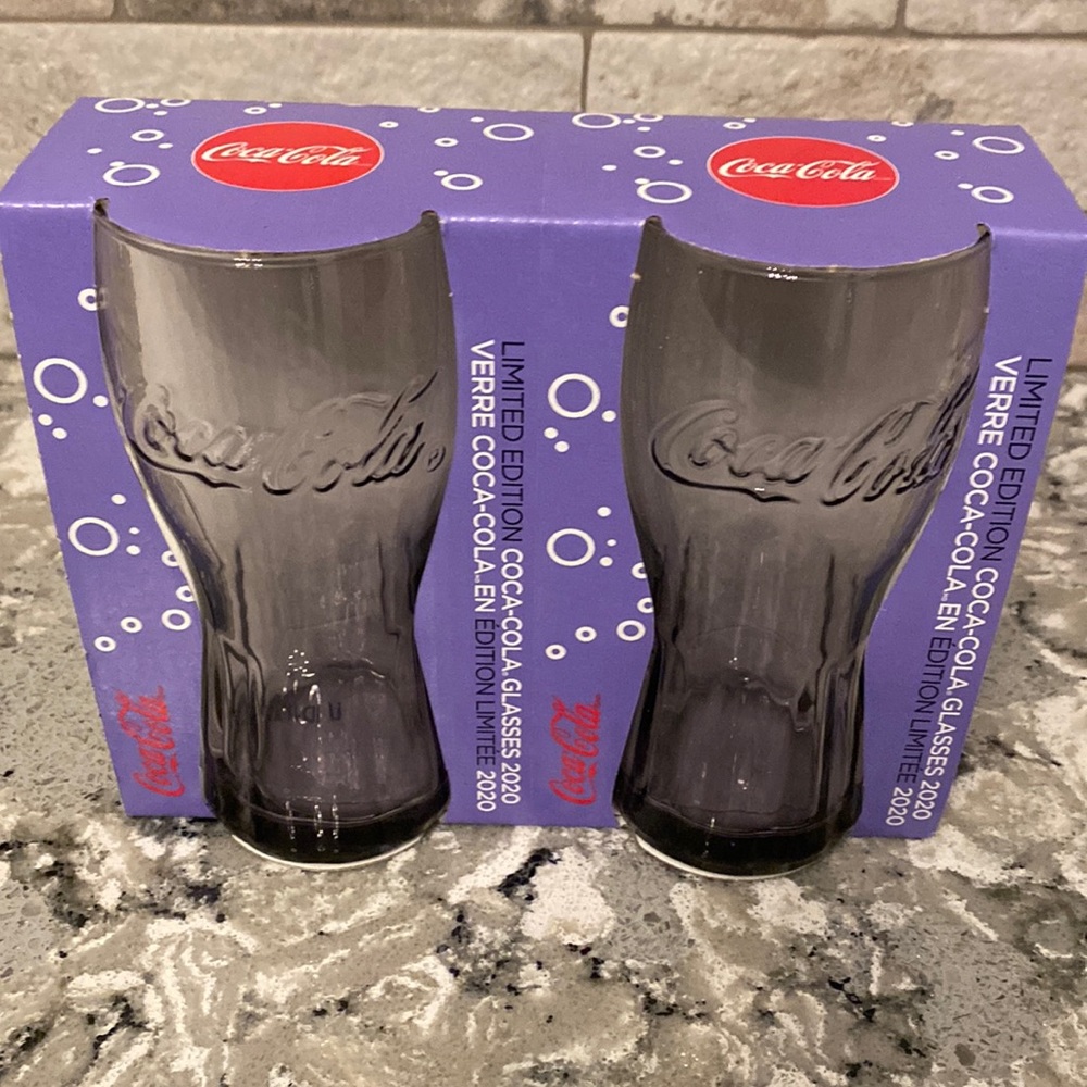 2 Coca Cola glasses
